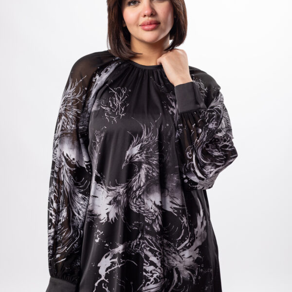 بلوزة العنقاء الاسود